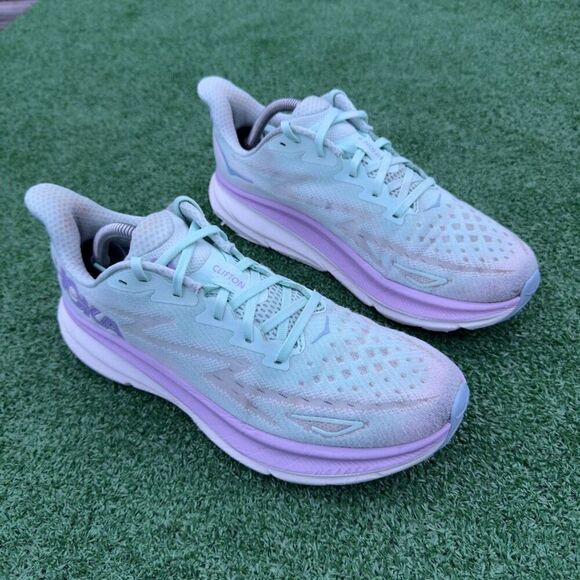Hoka One One Shoes - HOKA ONE ONE CLIFTON 9 - Women’s Running Shoes - SIZE 11B